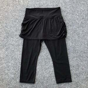 Athleta elation 2 in 1 capri skirt leggings size M